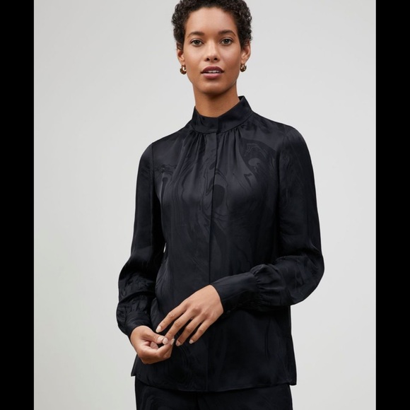 NWT Lafayette 148 swirl design tunic top - Picture 1 of 6